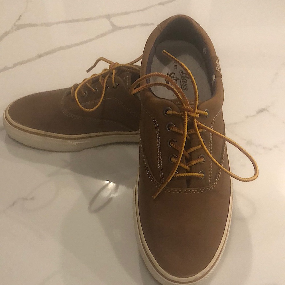 New - Bass classic men shoes size 7